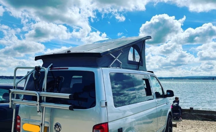 Volkswagen T6-camper met 4 slaapplaatsen