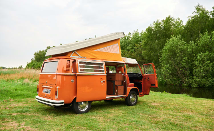 Bus Parijs – Volkswagen T2b, 1974