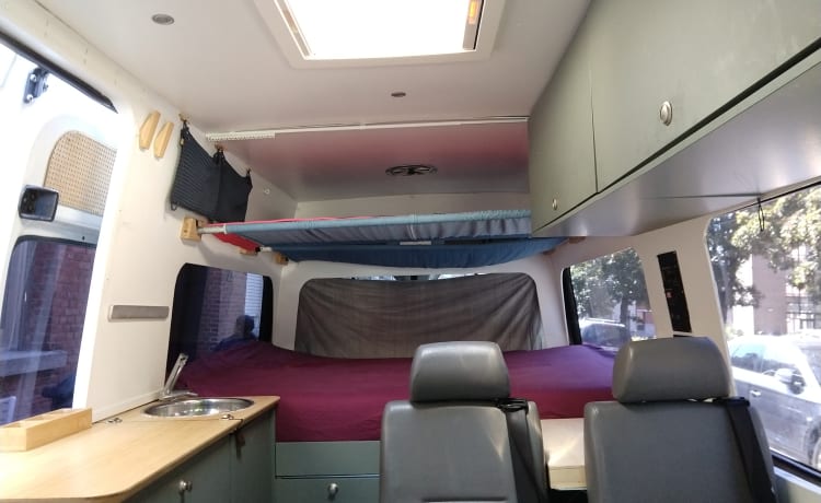 Camperbus met praktische indeling