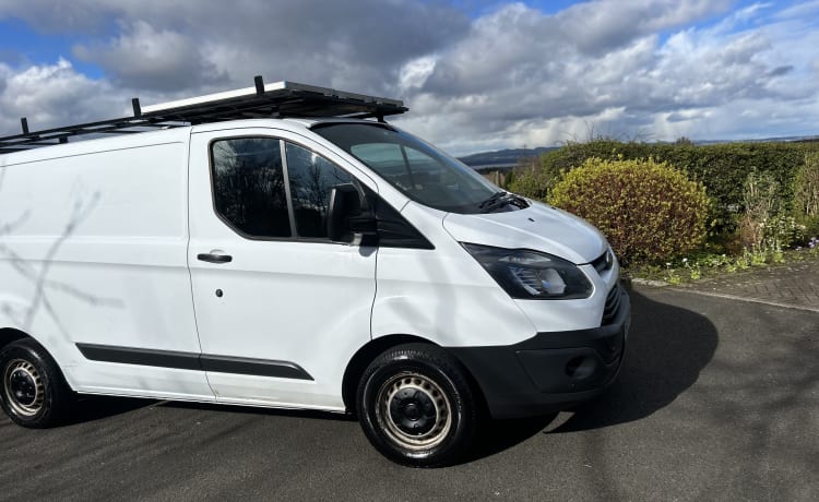 Bumble-Bee – 3 berth Ford campervan from 2017