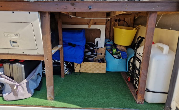 SKY – Einzigartiger rustikaler Off-Grid/EHU-Wohnmobil in Cornwall