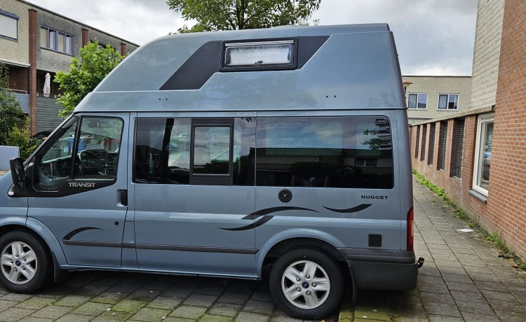 Knusse Nugget – 2p Ford campervan uit 2010