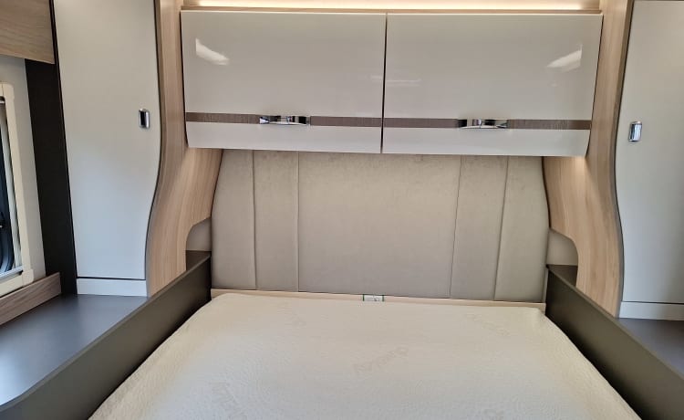 Swift Voyager motorhome (2023) fixed rear bed