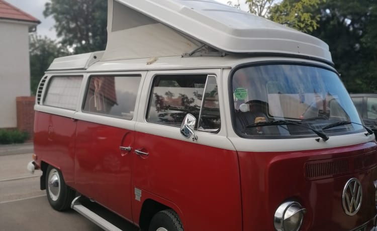 Bosley – VW Erkerbus mit 4 Schlafplätzen aus dem Jahr 1970