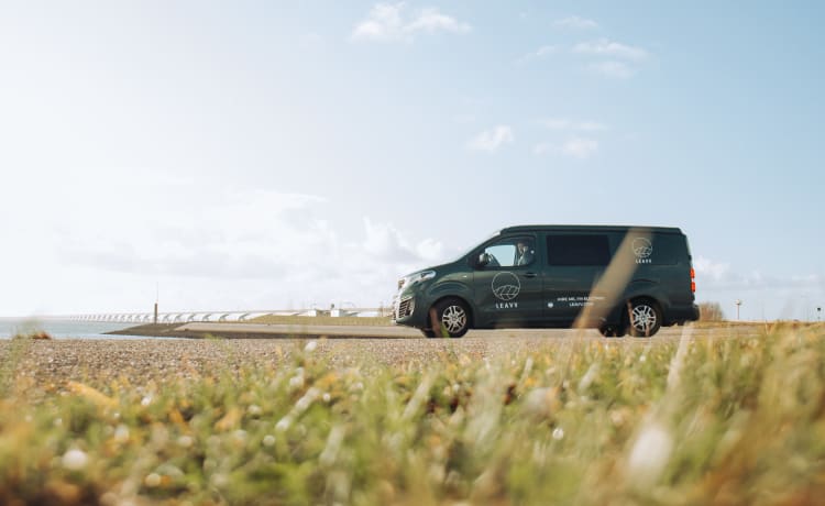 LEAVV  – Elektrische camperbus Limburg⚡️Ga jij ook duurzaam op reis? 🚌🌱 - Ell (1)