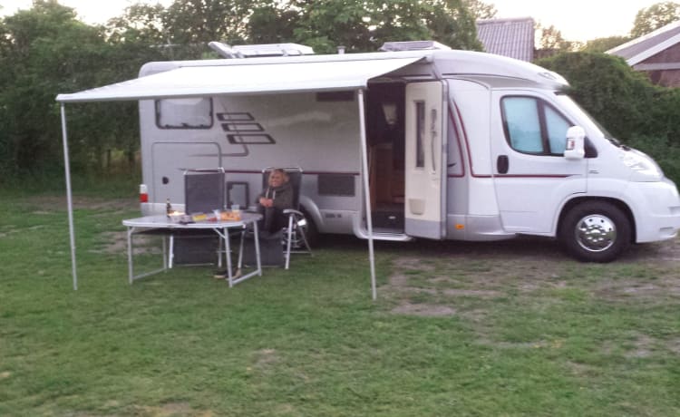 Ons gezellige huisje op wielen  – 3p Hymer semi-integrated from 2008