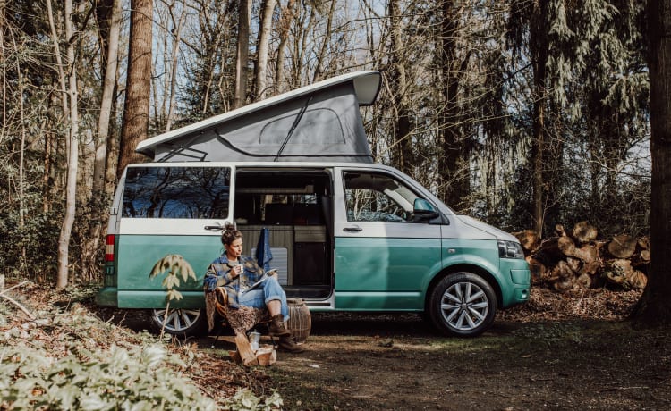 Ocean – Volkswagen camper, 4 persoons van alle gemakken voorzien