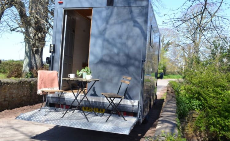 Duckie – Le camping-car hors réseau insolite et confortable