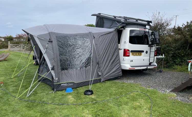 4 berth Volkswagen campervan from 2017