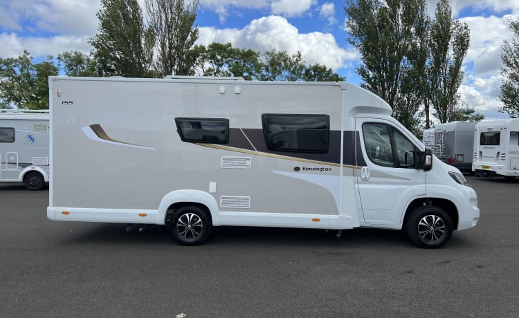 Tilly  – 4 berth Compass Kensington 2021