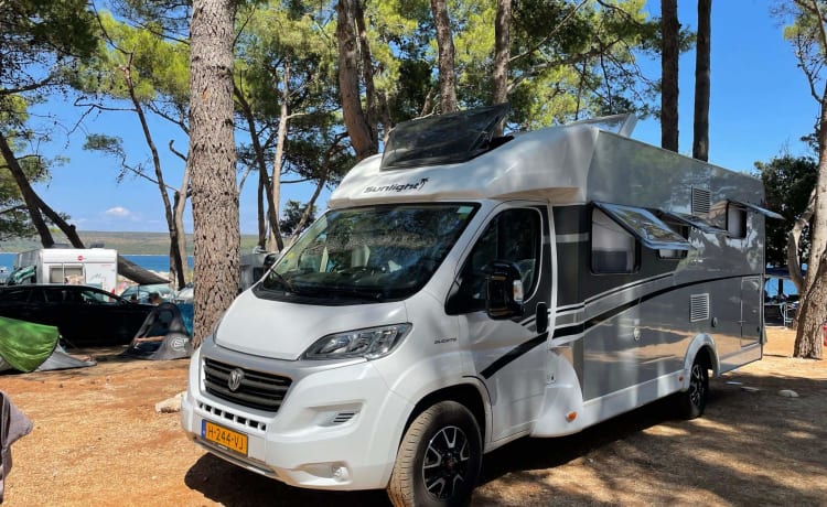 Limmer mobile – Jeune camping-car idéal pour 2-4 voyageurs