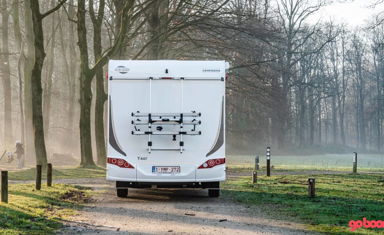 Luxe half-integraal mobilhome uit 2020