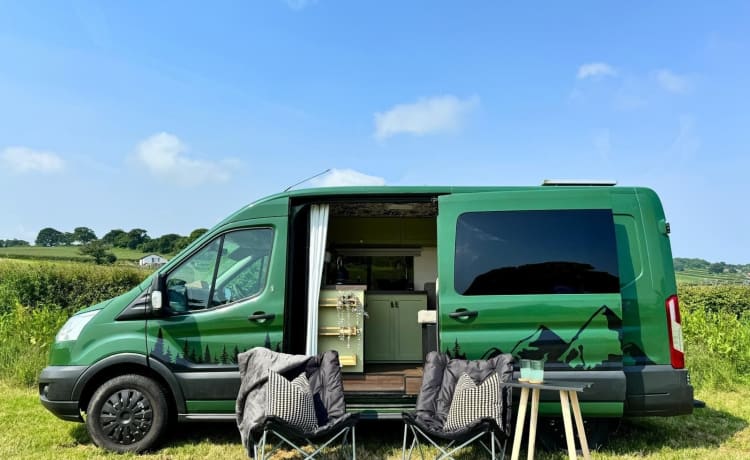 Murphy – The Big Green Camper