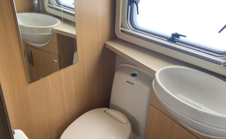 Anni – 6 berth Fiat alcove from 2010