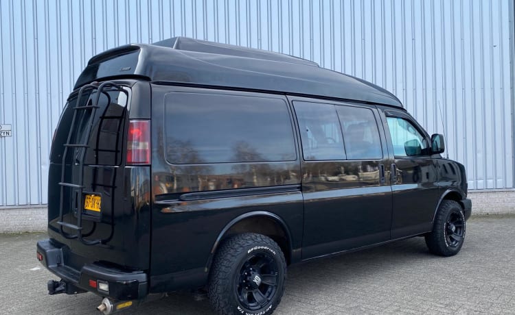 Chevy! – Geweldige tourbus (uit GTA) voor avontuurlijk Road Trips