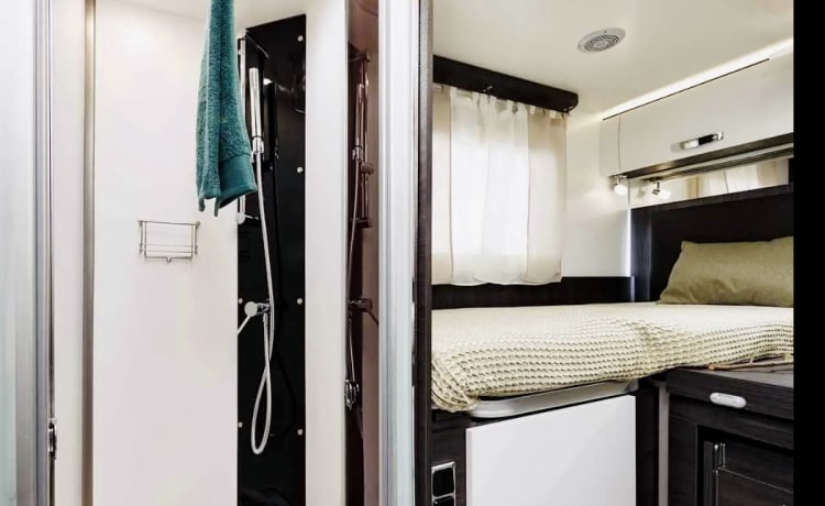 9. Marco Polo – Camper di lusso Benimar Tessoro 468 Northautokapp