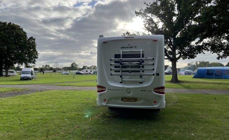 Archie – Cabane Fiat 6 couchages à partir de 2020