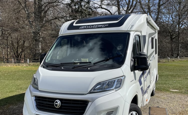 SwiftEscape – 2019 Swift Fiat fuga compatta C404