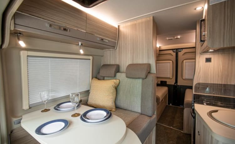 CV80 – Camper Fiat CV80 4 posti letto nuovo maggio 2023