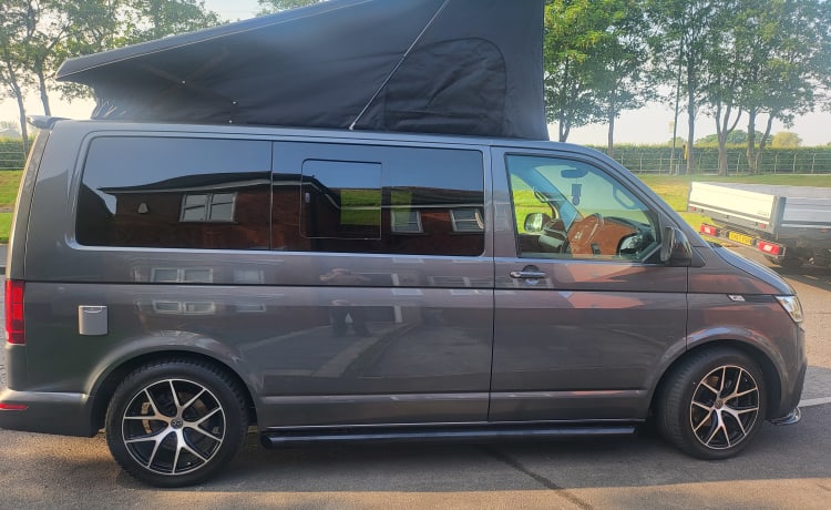 Los – 4 berth Volkswagen campervan from 2020