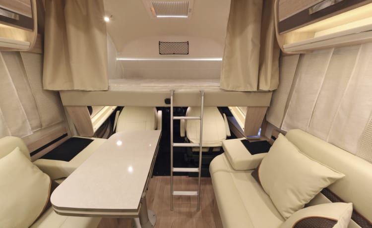 The Bullet – Luxurious and spacious 4-person Rapido (Automatic)