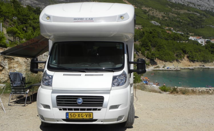 Camping-car spacieux et complet pour un prix décent