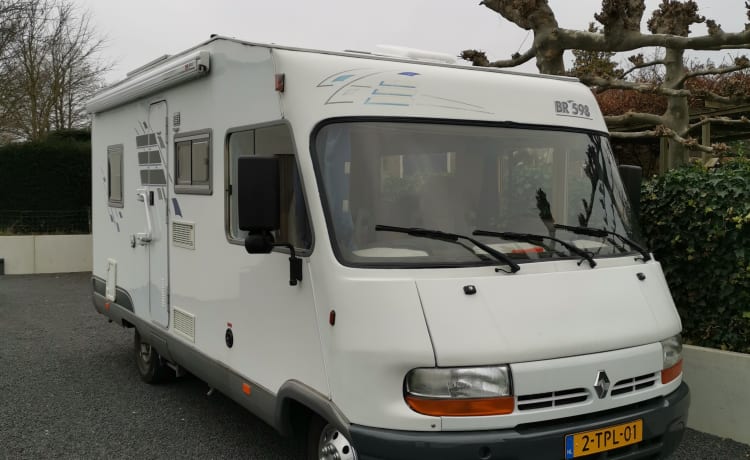 Familiecamper - 6 slaapplekken - Ervaar de vrijheid van een campervakantie