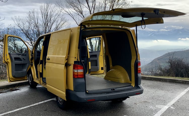 Yellow – Volkswagen T5 Deutsch post 🚐