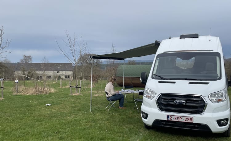 Nieuwe Ford Campervan 