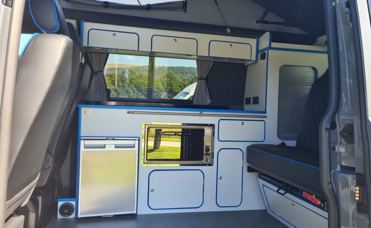 Valerie – VW T6 2021 Brand new camper conversion 