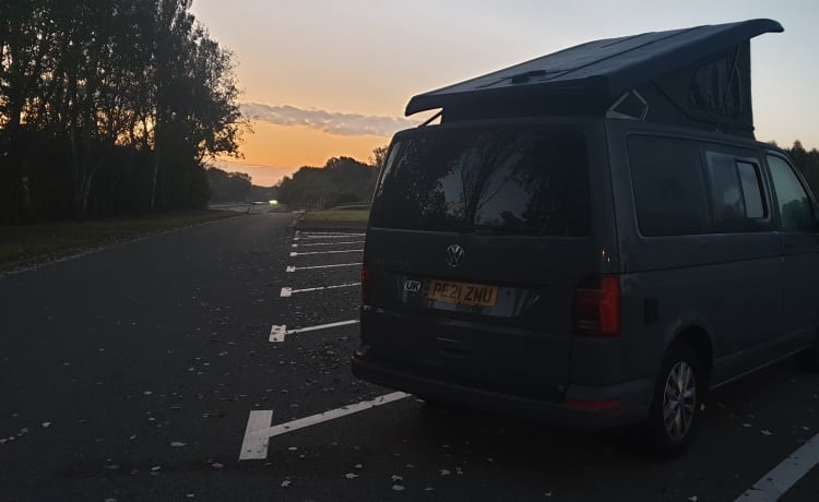 George – VW T6.1 - 2021 luxury conversion