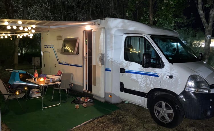 Roadrunner – Camper bellissimo e molto ben tenuto con molto spazio