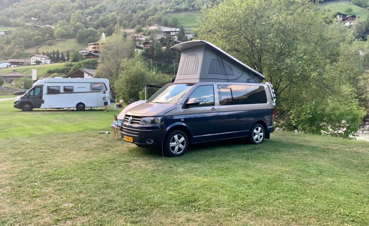 Volkswagen || 4x4 || Off grid || Bus camper