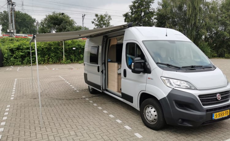 🚐 Vinnie, jouw ultieme reisgenoot voor avonturen in stijl!🌟