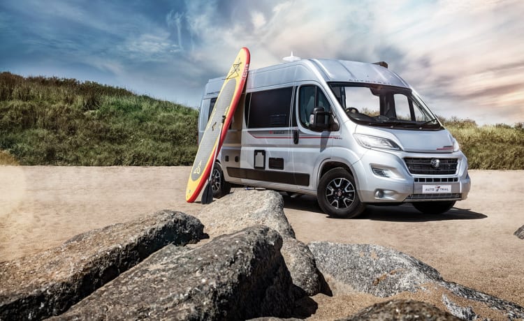 Rufus – New 2023 V Line 669S campervan