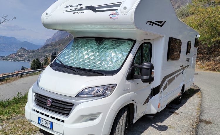 Coraggio – Camper familiare da 7 persone ideale per una sosta libera