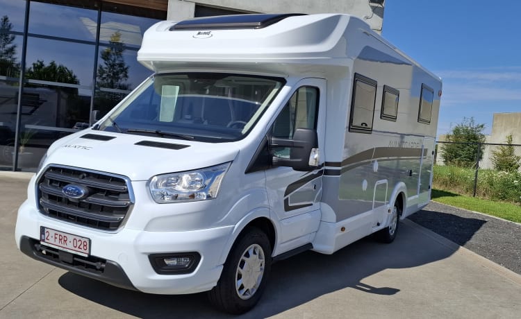 FORD Mc Louis Avantgarde – 5p McLouis semi-integrated from 2024