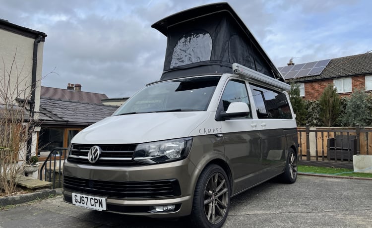 Superbe camping-car Volkswagen T6 2017! Toit relevable 4 couchages