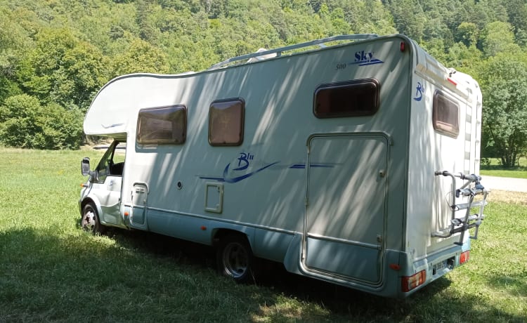 sebastial – Camping car 6 places 6 couchages