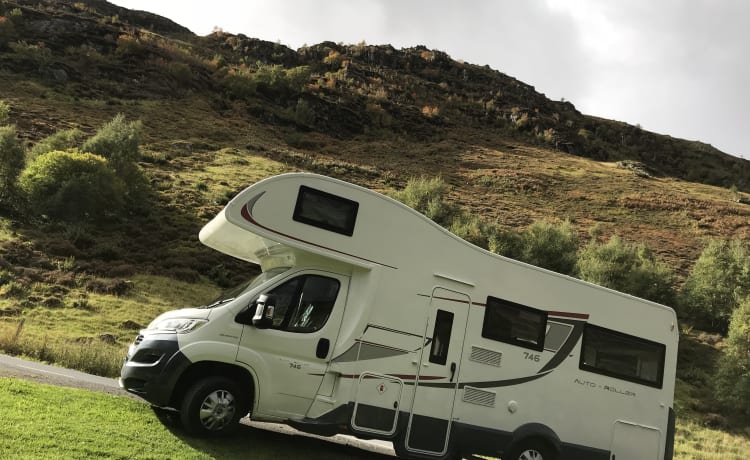 Jaggy Thistle – Jaggy Thistle Motorhome Hire no additional costs