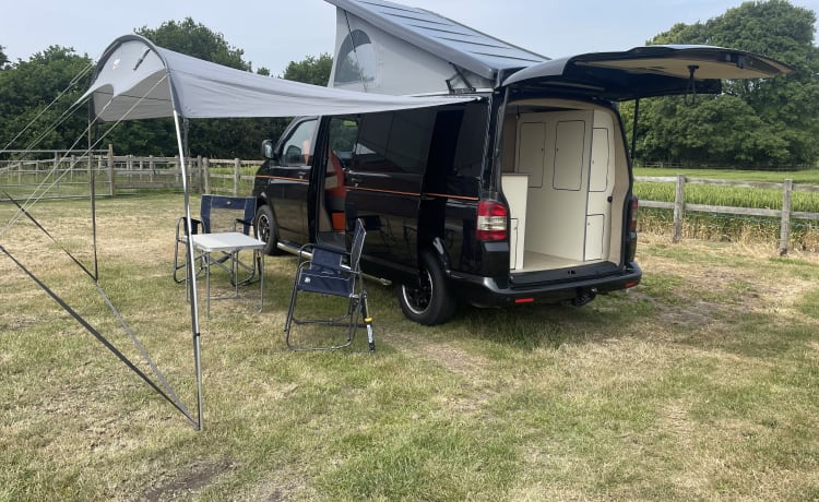 2 personnes T5 VW Transporter 2014 conversion personnalisée