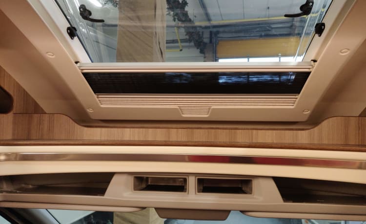 Rimor EVO 95 Plus  – NEW! Spacious and comfortable (2021)