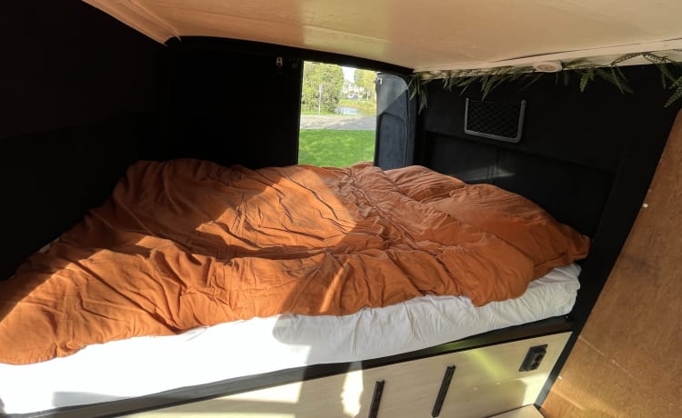 Philip – Onze compacte camper uit 2006(gratis km)