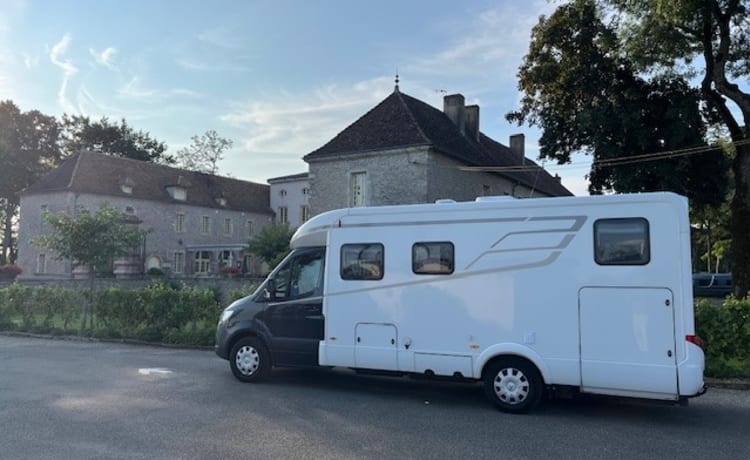 Luxe Mercedes-Benz Hymer automaat