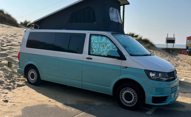 Annie – Camping-car Volkswagen T6 TOUT ÉQUIPÉ 2019!