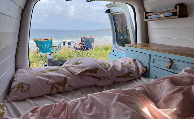 Wes Vanderson  – VW Caddy-camper met 2 slaapplaatsen