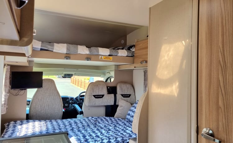 Poppys Delight – 6 berth Swift semi-integrated from 2021