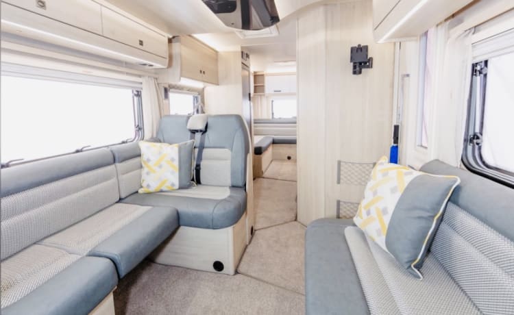 Luxe camper huren