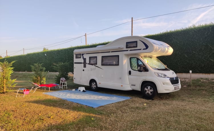 Elbot – Mclouis Alcôve 5/6 personnes à louer - Parfait pour les familles