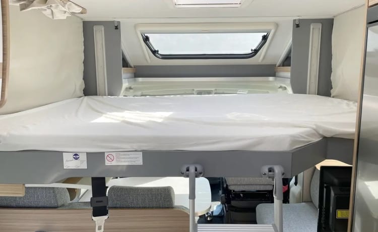 RoadCamper – 4p Dethleffs semi-integrated uit 2024